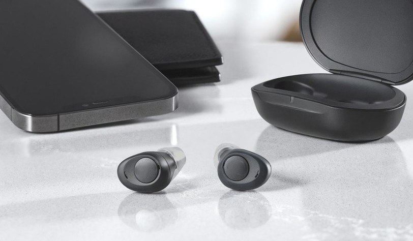 hearing aid with case