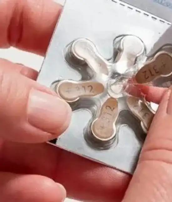 hearing aid batteries changing